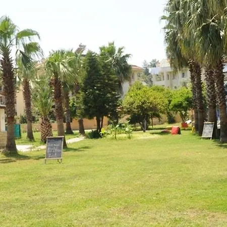 Hotel Club Caprice Armutalan