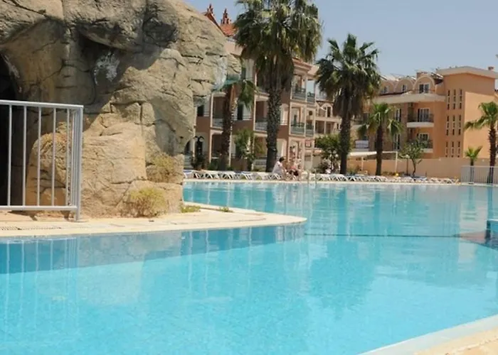 Hotel Club Caprice Armutalan