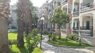 Hotel Club Caprice 2*